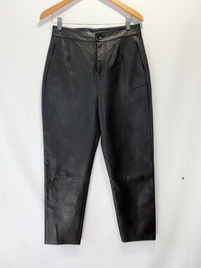 Lamarque Black 100% Leather dress pants Women’s Petite 26 in inseam size 8